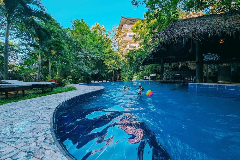 Sundaras Family Suites