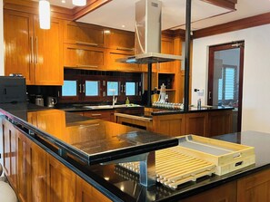 Premium House, Sea View | Private kitchen - Phu-Pha Thara Villa Phuket (Rawai)