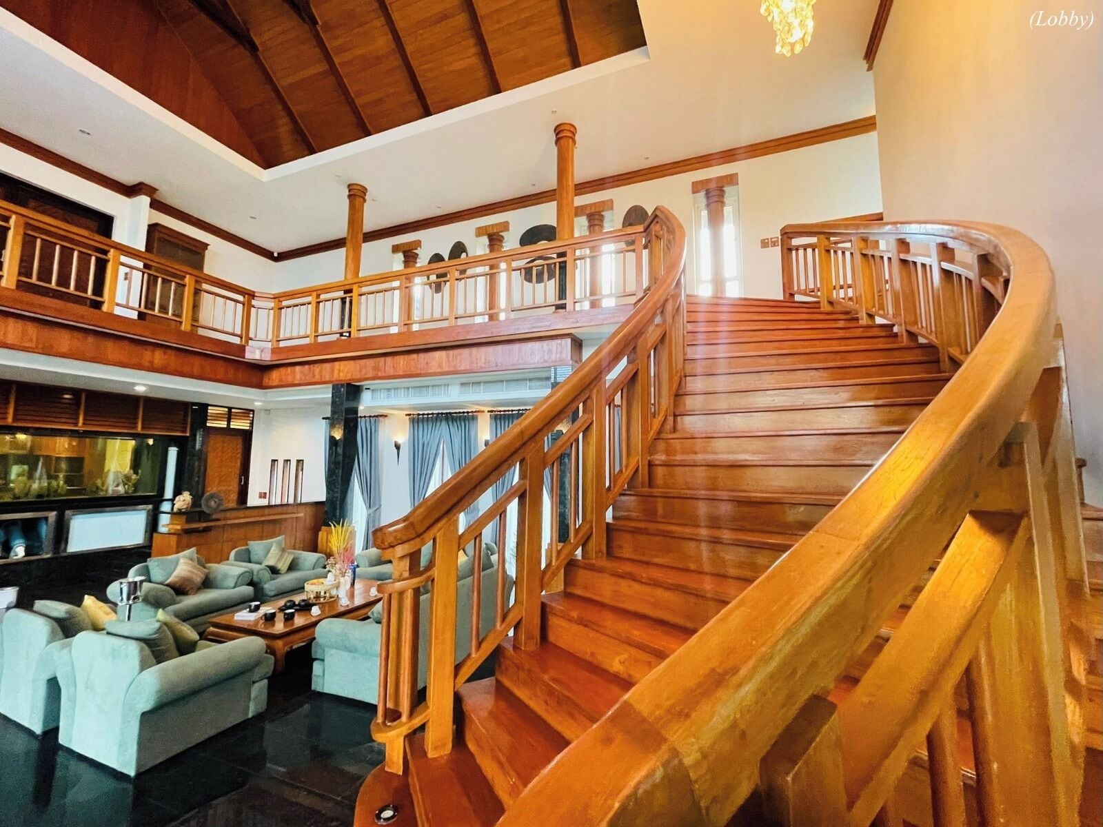 Premium House, Sea View | Living area | Computer monitors, printers