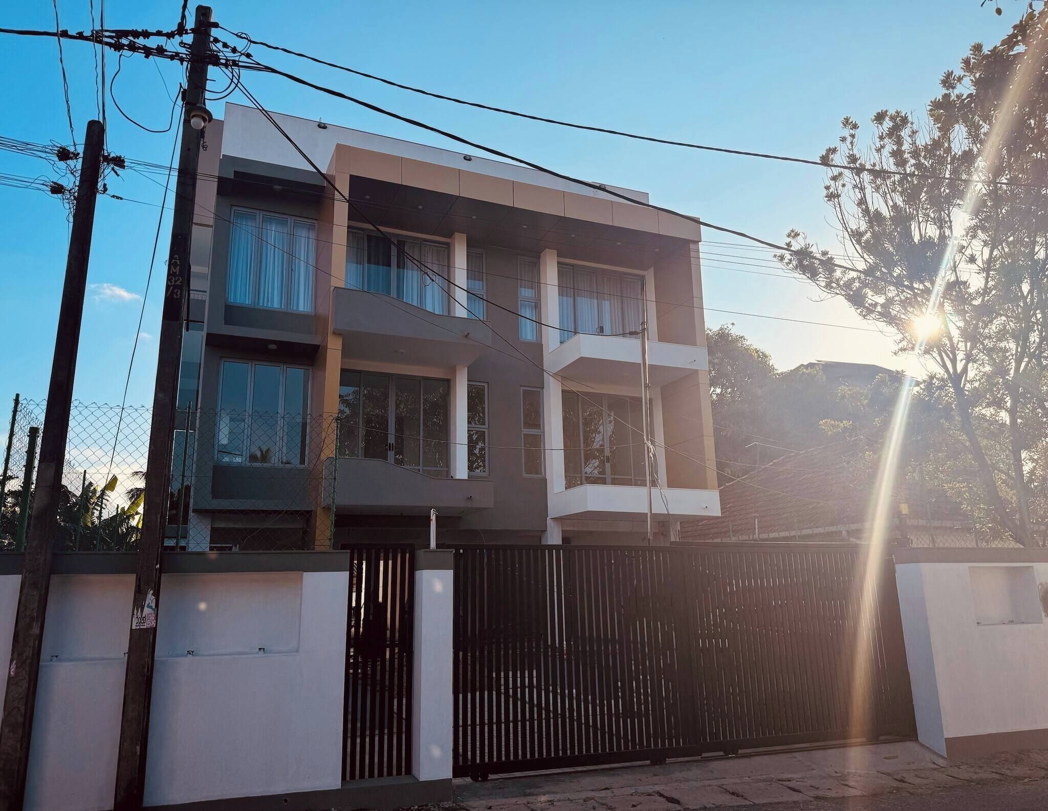 Apartment, 2 Bedrooms, Smoking, Balcony | Front of property