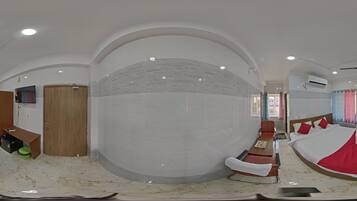 Club Room | Premium bedding, Select Comfort beds, desk, cots/infant beds