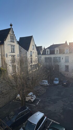 Center Chinon Gîte XVème 2 chambres + garage vélo.