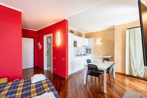 Studio – standard, balkong (Charming Apartment Genova City View) | Wi-fi (inkludert) og sengetøy