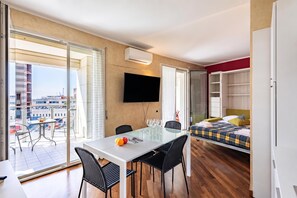 Studio – standard, balkong (Charming Apartment Genova City View) | Spiseområde
