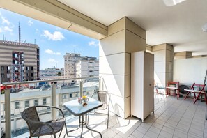 スタンダード スタジオ バルコニー (Charming Apartment Genova City View) | 屋外ダイニングエリア