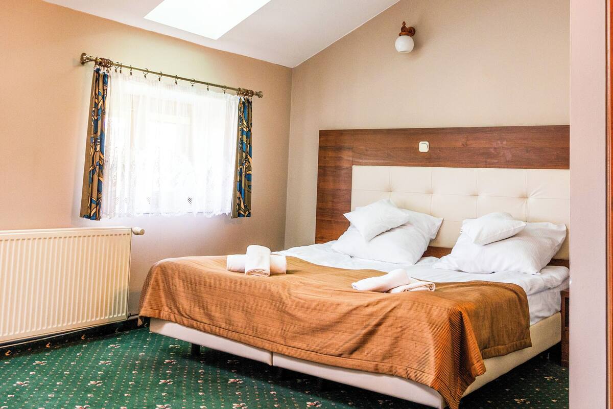 Deluxe-Dreibettzimmer, Hügelblick