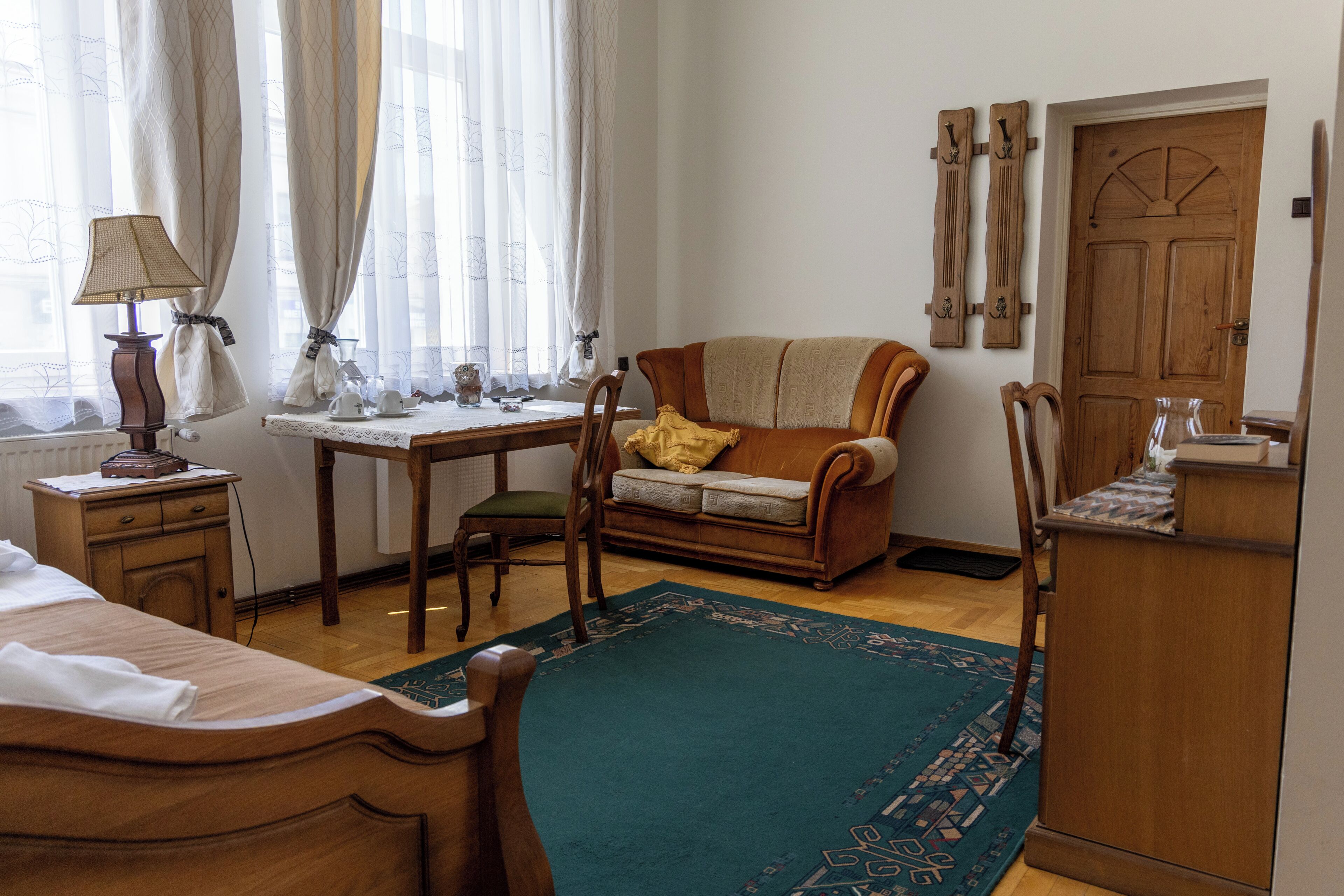 Standard Double Room | Desk, laptop workspace, blackout drapes, iron/ironing board