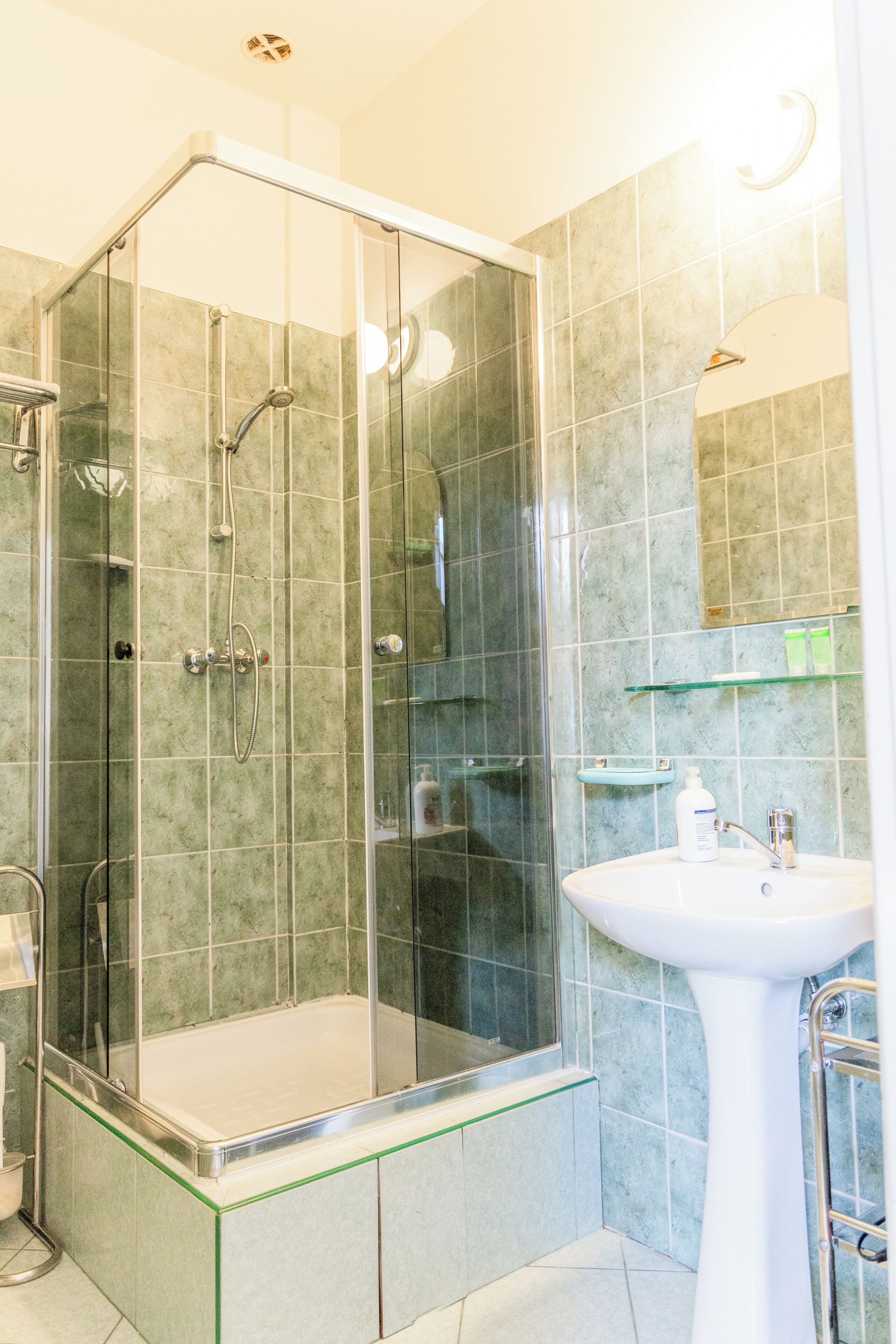 Deluxe Triple Room, Hill View | Bathroom | Shower, hair dryer, towels, soap