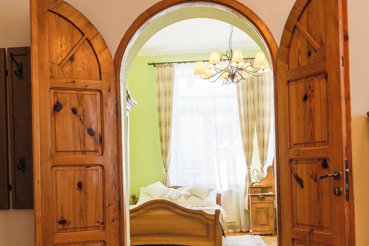 Presidential-Apartment
