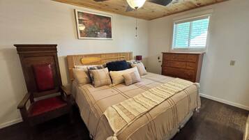 2 bedrooms, bed sheets