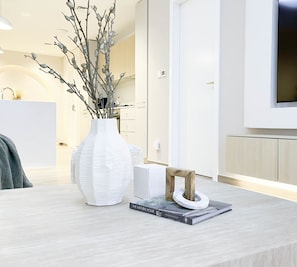 Interior - Sophisticated 1B Apartment in Belgravia Heights II (Dubai)