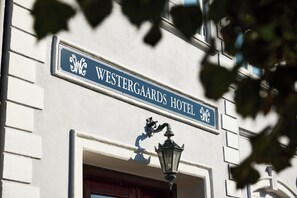 Front of property - Westergaards Hotel (Videbæk)