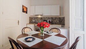 Classic Apartment, Balcony | Dining room - Omodei House (Marsala)