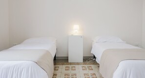 Economy Apartment, Balcony | Down comforters, free WiFi, bed sheets - Omodei House (Marsala)