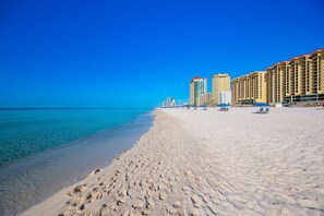 Condo, 3 Bedrooms | Beach