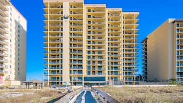 Condo, 3 quartos | Fachada