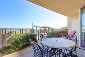 Condo, 1 Bedroom | Outdoor dining