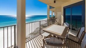 Condo, 3 Bedrooms | Outdoor dining - Phoenix Iv 4125 3 Bedroom Condo (Orange Beach)