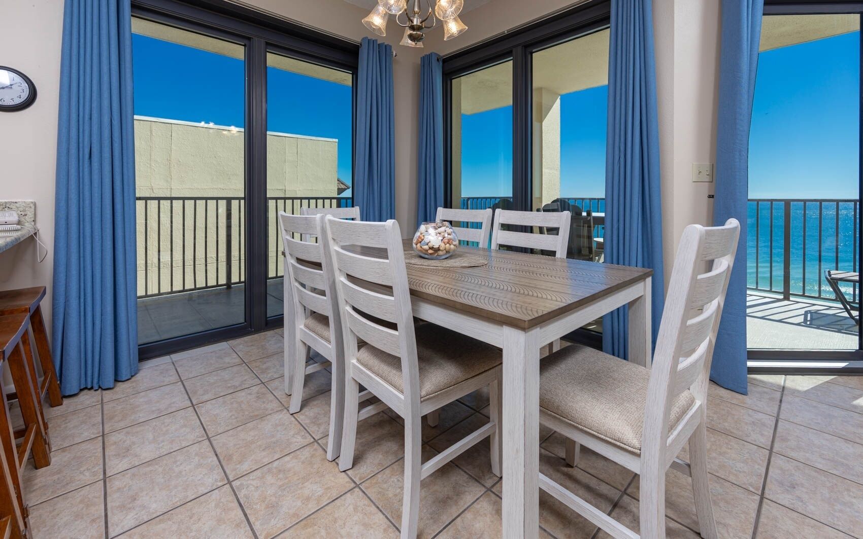 Appart'hôtel, 3 chambres | Restauration