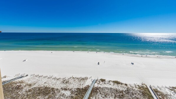 Apartamento, 3 habitaciones | Playa | Ubicación cercana a la playa