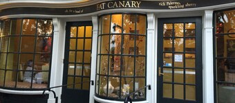 Historic Charm Meets Resort Comfort/1BR/Sleeps 4/Full Kitchen/Full Resort Access