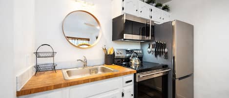 Bloc d'apartaments, 1 dormitori | Cuina privada | Frigorífic, forn i cafetera i tetera