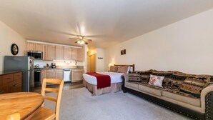 Condo, 1 phòng ngủ | Nội thất