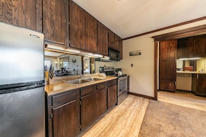 Condo, 1 Bedroom | Private kitchen | Fridge, oven, coffee/tea maker, toaster - 247 Bldg C 1 Bedroom Condo (Truckee)