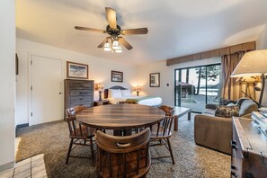 Condo, 1 Bedroom | Interior