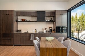 Condo, 1 Bedroom | Private kitchen | Coffee/tea maker - 230 Lakelodge 1 Bedroom Condo (Big Sky)