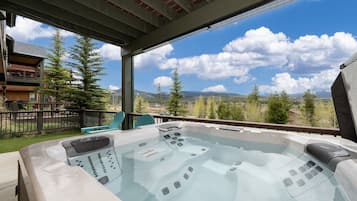 Hus - 3 sovrum | Bubbelpool utomhus