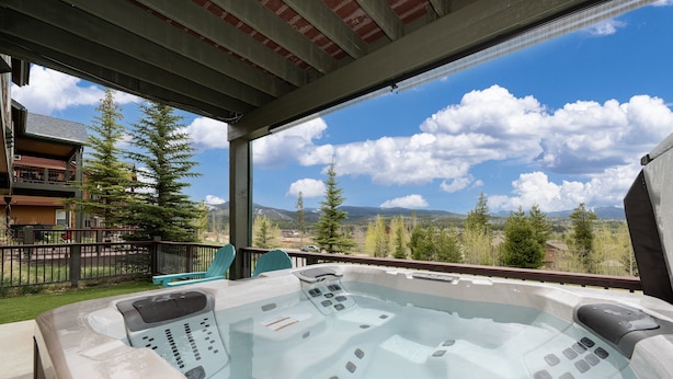 Maison, 3 chambres | Bain à remous extérieur