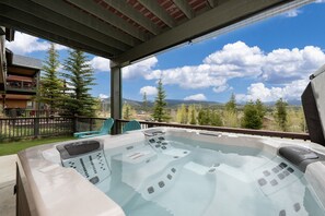 Hus, 3 soverom | Utendørs boblebad