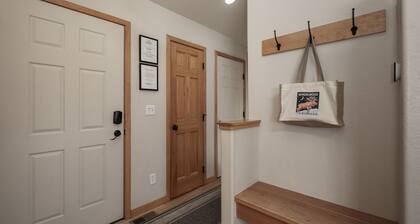 130 Discovery Court At Rendezvous 3 Bedroom Home