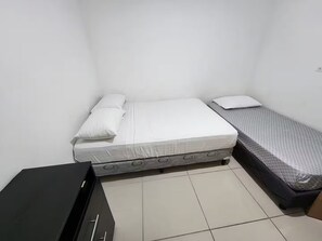 Fer et planche à repasser, Wi-Fi