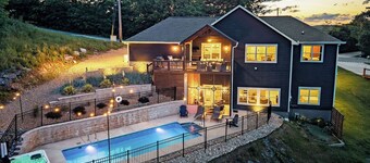 Private Pool • Hot Tub • Lake Views • Game Room