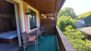Double Room, Balcony, Garden View | Balcony