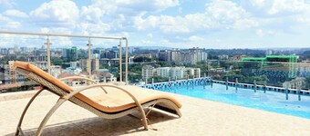 Luxurious Nairobi Condo With Rooftop Pool & Gym