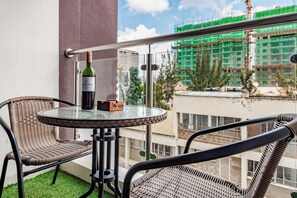 Apartment, 1 Bedroom, Accessible, Smoking | Balcony