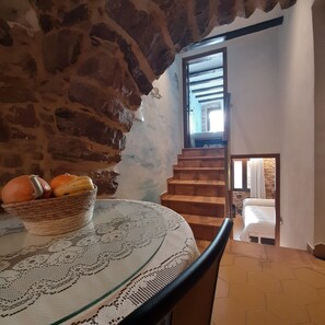 7 Schlafzimmer, Bügeleisen/Bügelbrett, WLAN, Bettwäsche
