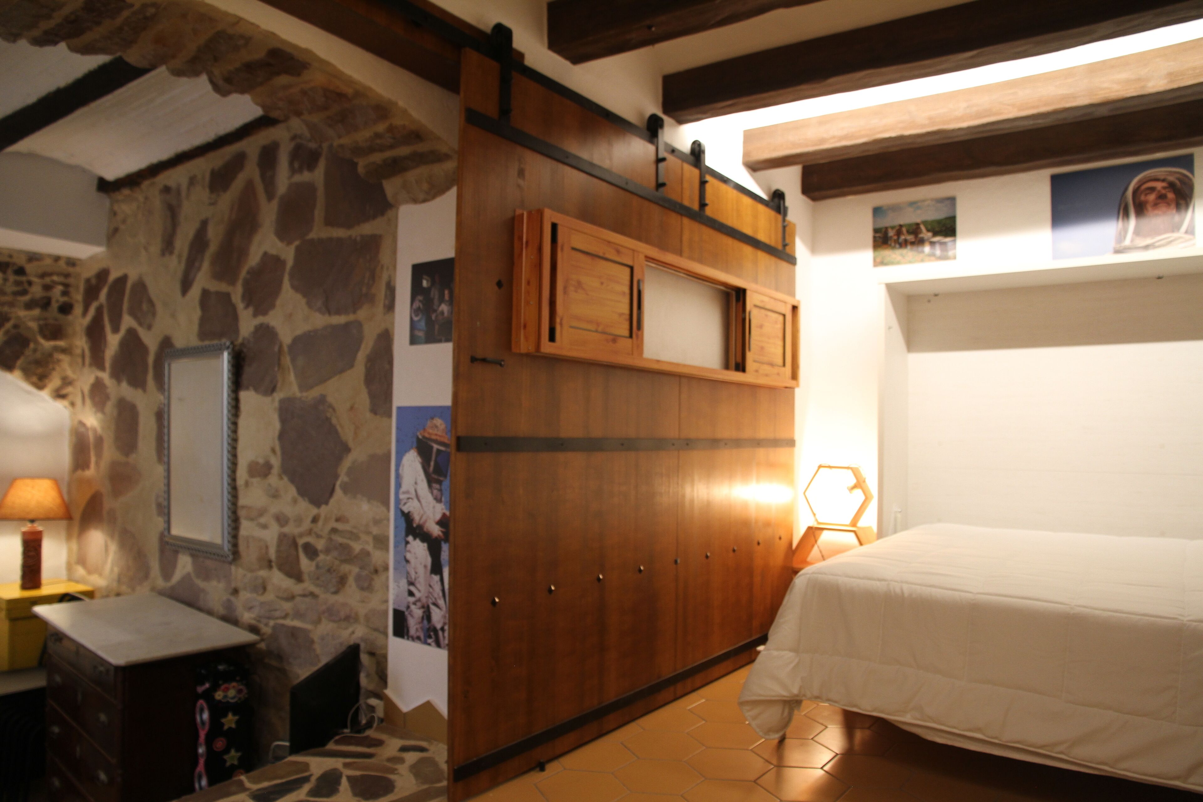 7 slaapkamers, een strijkplank/strijkijzer, wifi, beddengoed