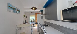 Interior - Very nice T3-Sea and pool view (Les trois ilets)