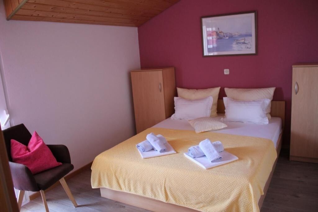 2 Schlafzimmer, Bügeleisen/Bügelbrett, WLAN, Bettwäsche