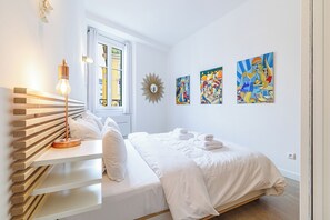 2 habitaciones, tabla de planchar con plancha, wifi y ropa de cama 