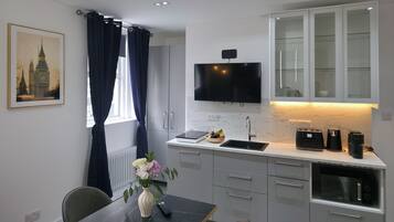 Microwave, stovetop, dishwasher, toaster