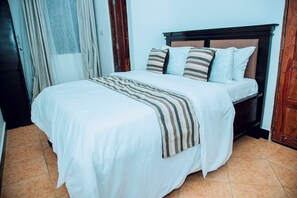 1 chambre, fer et planche à repasser, Wi-Fi, draps fournis