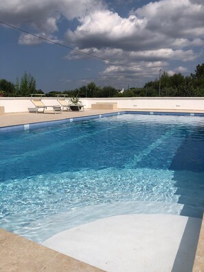 Pool - Villa Bianca N&F Ostuni Villa in the countryside with private pool. Sleeps 7 (Puglia)