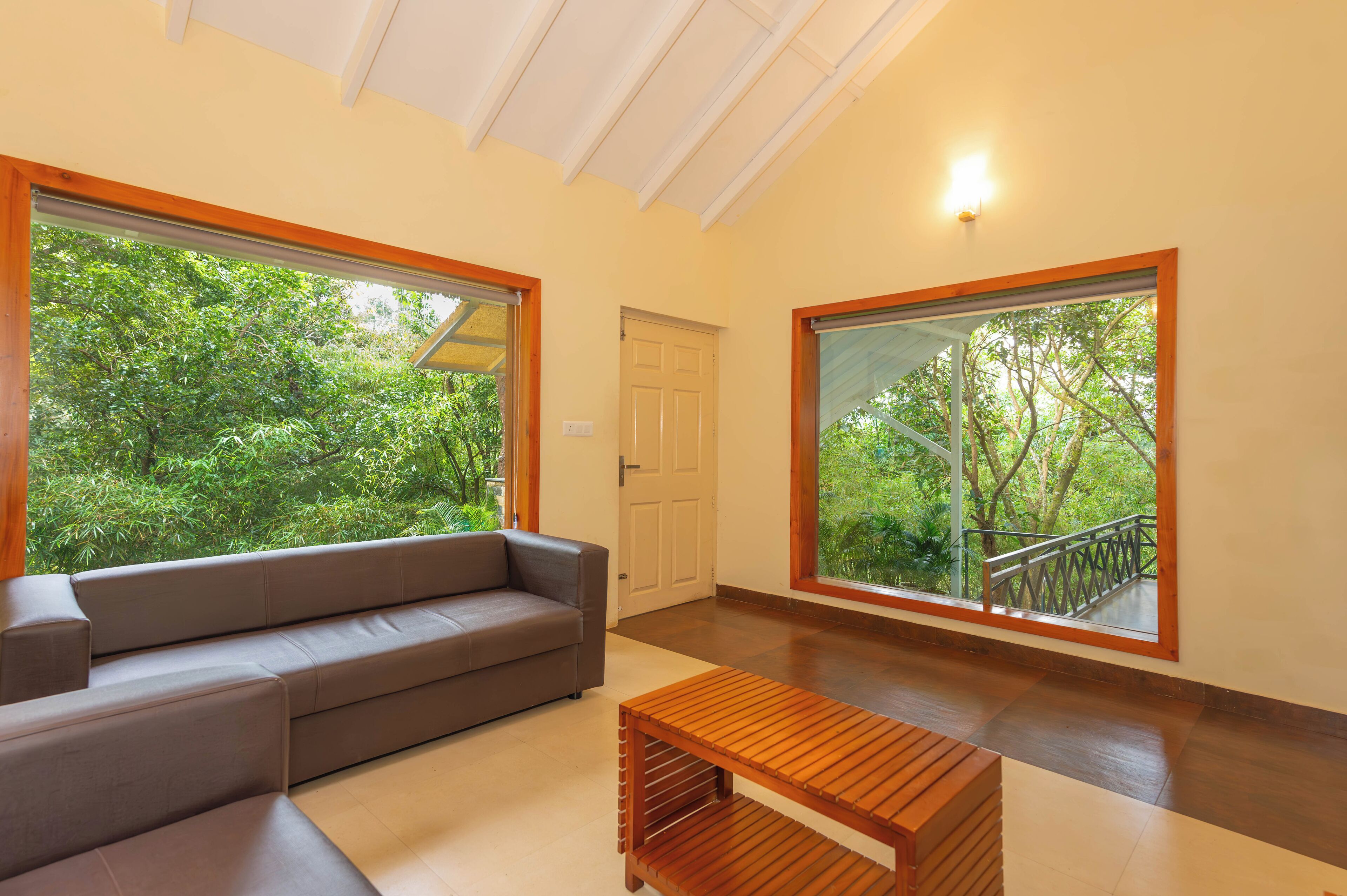 Superior Villa, 2 Bedrooms, Private Pool, Courtyard View | Living area