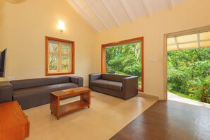 Villa Supérieure, 2 chambres, piscine privée, vue cour intérieure | Coin séjour