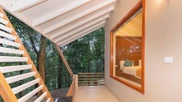 Premium Villa, 2 Bedrooms, Air conditioning, Garden View | In-room safe, individually furnished, blackout curtains